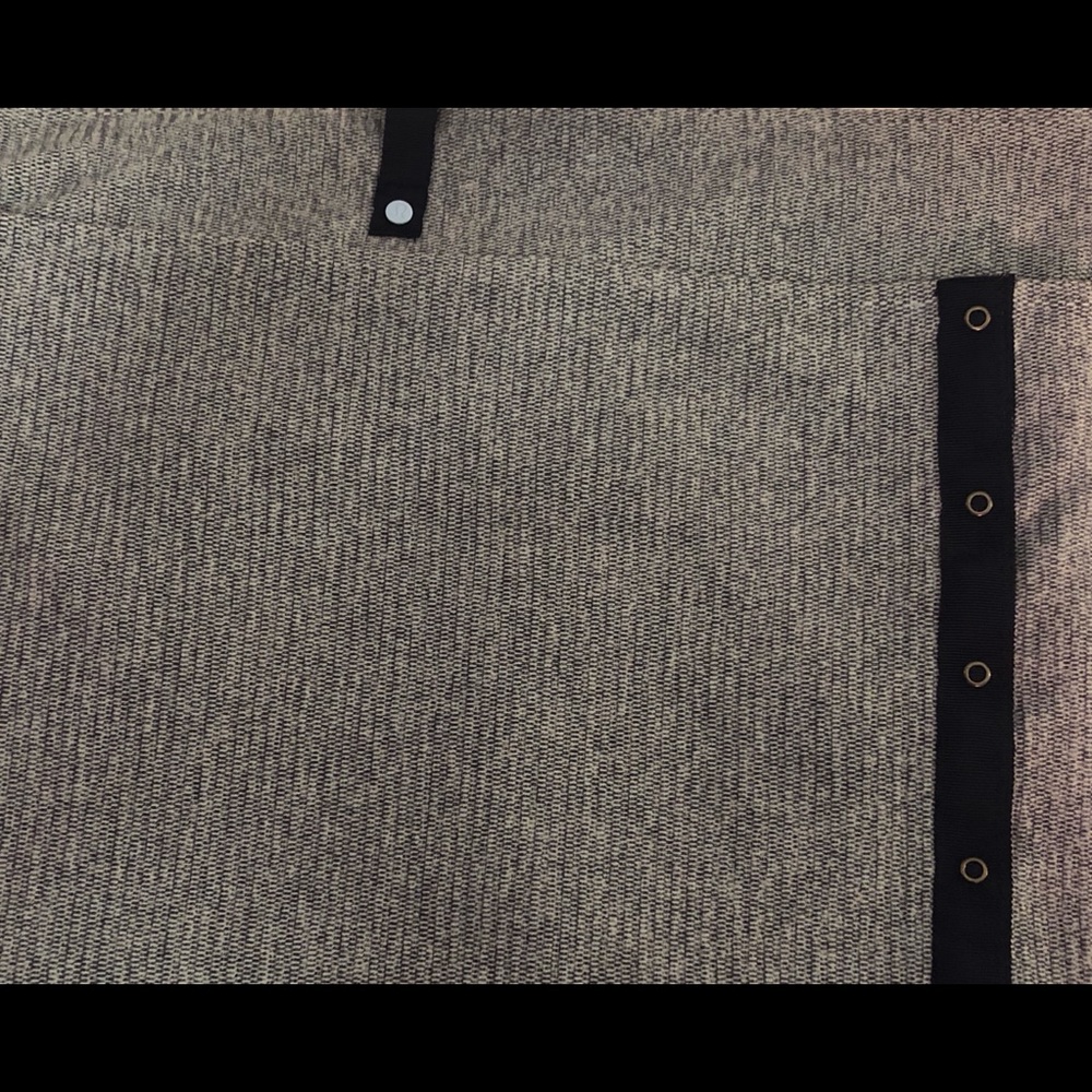 Lululemon Herringbone and striped Vinyasa scarf - Picture 1 of 4